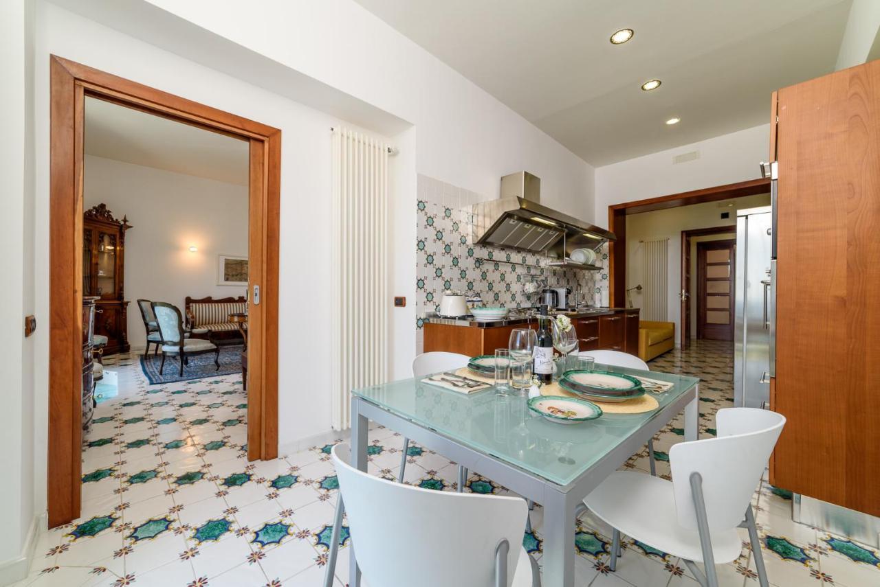 Amalfi Coast Family Luxury Suite Vietri Exterior foto