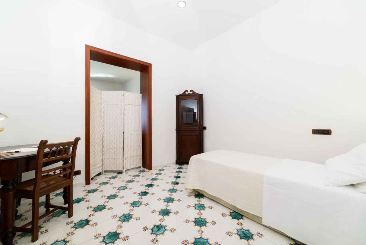 Amalfi Coast Family Luxury Suite Vietri Exterior foto